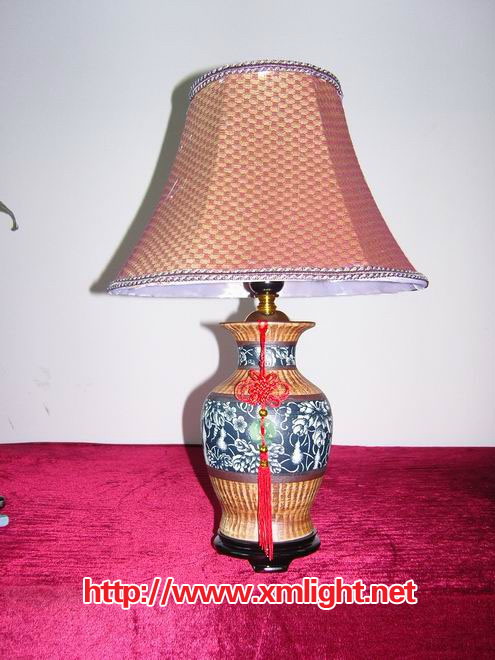 Ceramic lamp