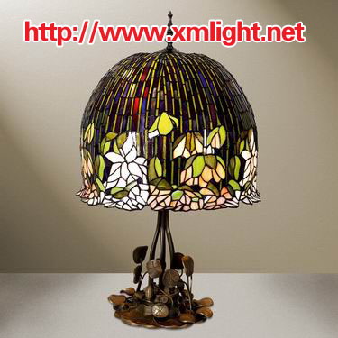 tiffany lamp