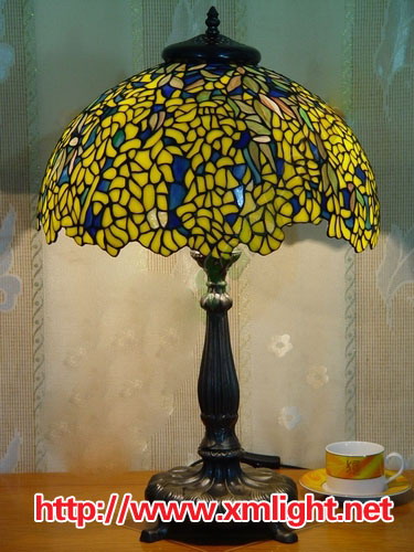 tiffany lamp