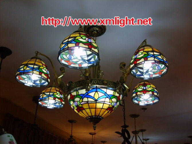 tiffany lamp