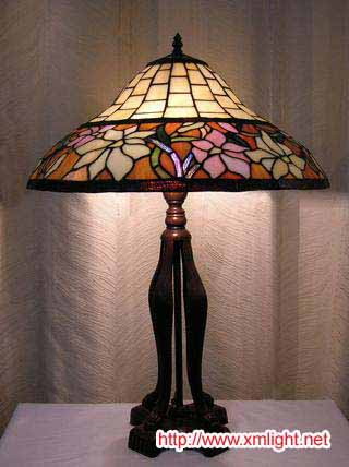 tiffany lamp