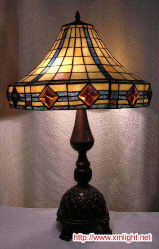 tiffany lamp